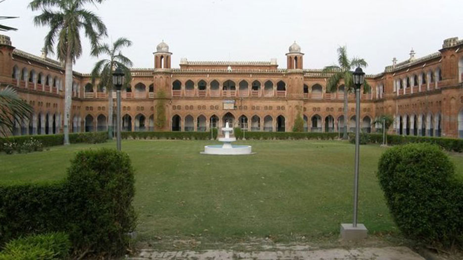 Aligarh Muslim University